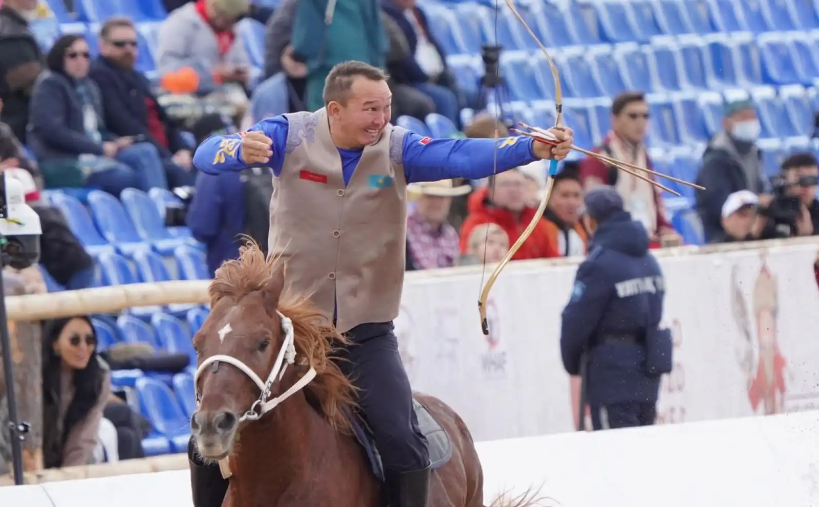 Абзал Тұлыбеков Көшпенділердің көшін бастады