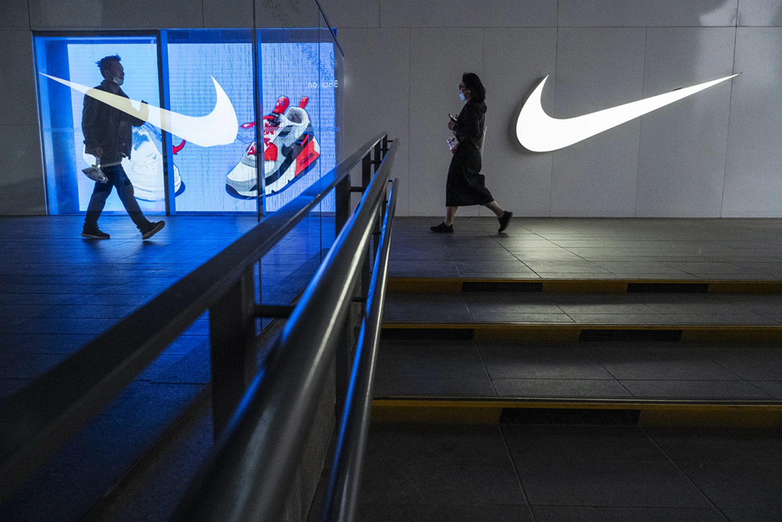 Nike-тың болашағы: басшының кетуі өзгеріс әкеле ме?